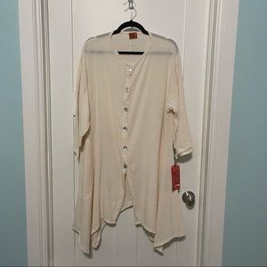 NWT Oh My Gauze! Size 2 or L/XL cream tunic button up with pockets!